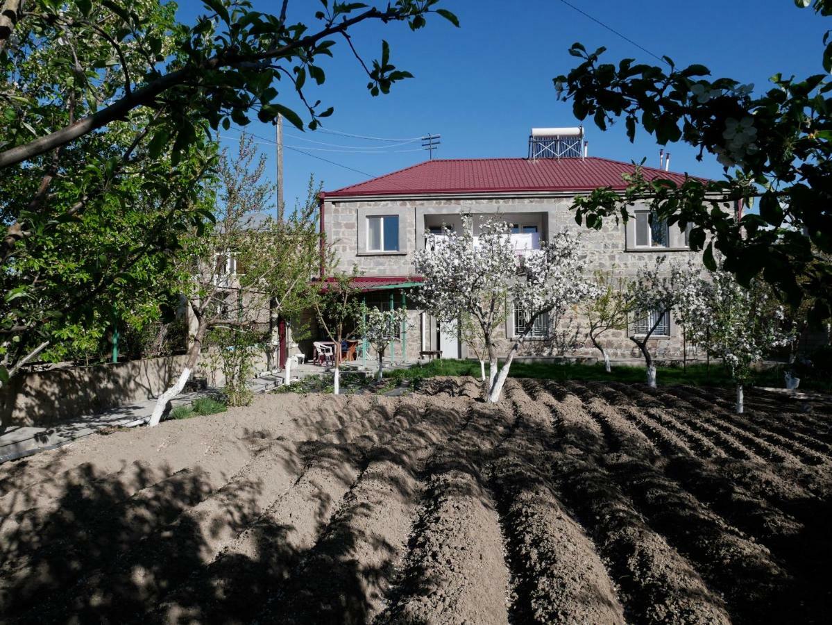 Karin'S B&B Sisian Exterior foto